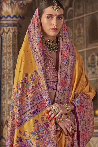 Mustard silk blend printed saree with unstitched blouse piece