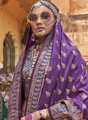 Purple silk blend printed saree with unstitched blouse piece 2