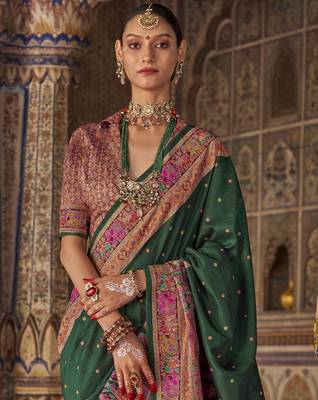 Dark green silk blend printed saree with unstitched blouse piece 4