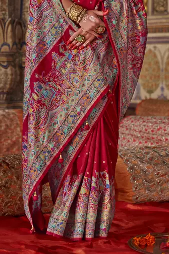 Red silk blend printed saree with unstitched blouse piece
