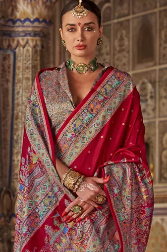 Red silk blend printed saree with unstitched blouse piece