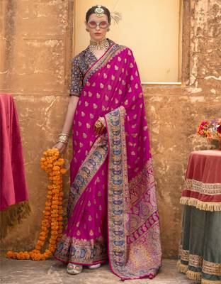 Magenta silk blend printed saree with unstitched blouse piece 1