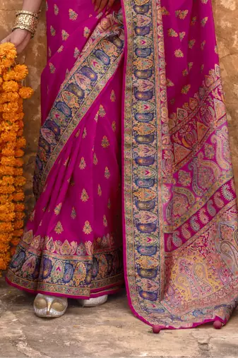 Magenta silk blend printed saree with unstitched blouse piece