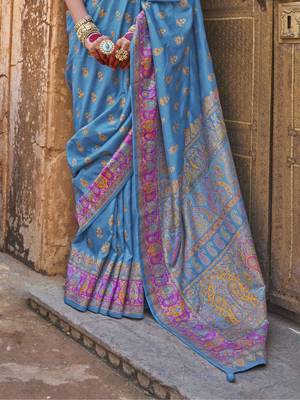 Blue silk blend printed saree with unstitched blouse piece 3