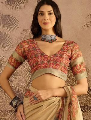 Beige silk blend cotton printed saree with unstitched blouse piece 4