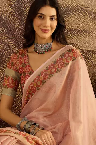 Pink silk blend cotton printed saree with unstitched blouse piece