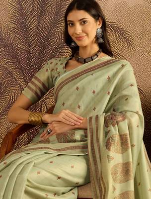 Green silk blend cotton printed saree with unstitched blouse piece 3