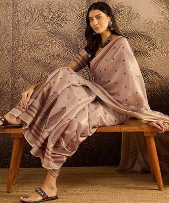 Lilac silk blend cotton printed saree with unstitched blouse piece 2