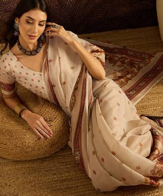 Beige silk blend cotton printed saree with unstitched blouse piece 3