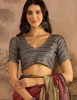 Multi color tussar silk blend bandhni saree with unstitched blouse piece 4