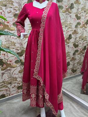 Delightful Pink Zari Embroidered Silk Wedding Wear Gown With Dupatta 6