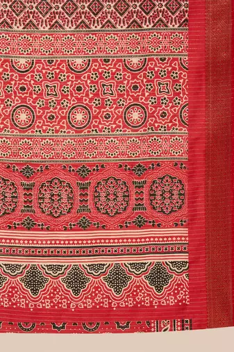 Beige cotton silk blend printed saree with unstitched blouse piece
