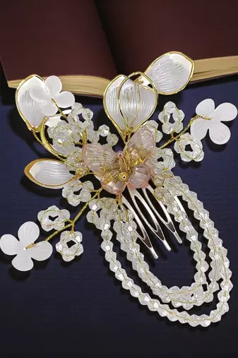 Silver plated crystal beaded embellished baby pink comb hair pin