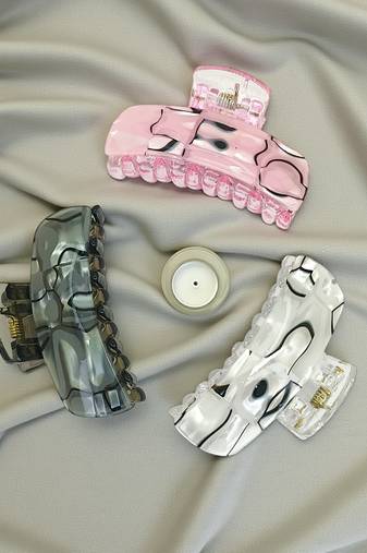 Set of 3 multicolor marble print hair claw clutcher