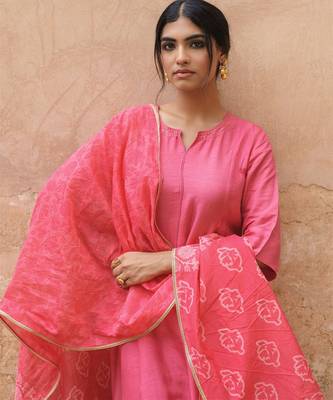   pink viscose silk kurta set with dupatta 2