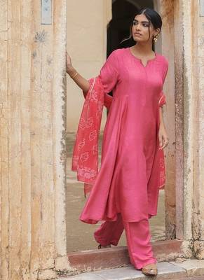   pink viscose silk kurta set with dupatta 4