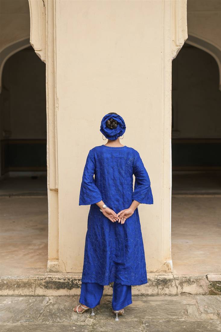 blue embroidered viscose silk kurta set