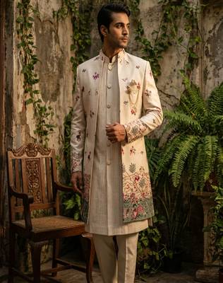 Light pink thread and sequins embroidered indowestern 2