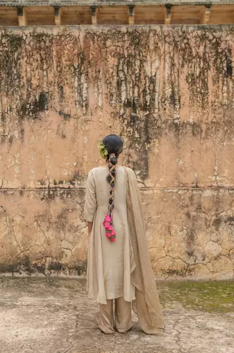   beige embroidered chanderi kurta set with dupatta