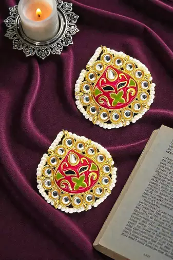 Gold plated kundan meenakari magenta stud  earrings
