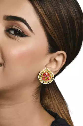Gold plated kundan meenakari magenta stud  earrings