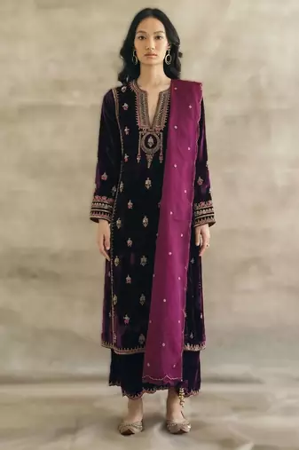 purple velvet embroidered kurti pant set with organza dupatta