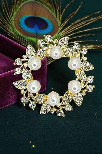 Gold plated cubic zircon wreath saree pin