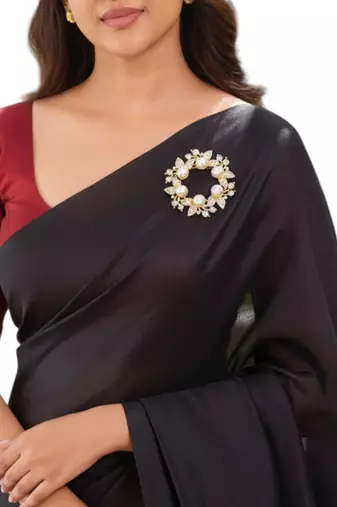 Gold plated cubic zircon wreath saree pin