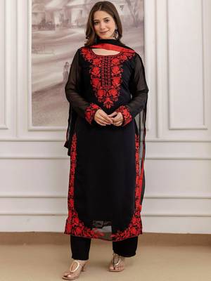 Women's georgette floral embroidered chikankari kurta pant with dupatta set 2
