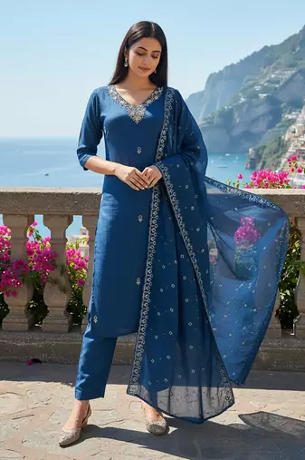 Women's cotton blend embroidered kurta pant with dupatta set
