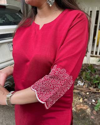 Women's silk blend thread embroidered kurta pant set 3
