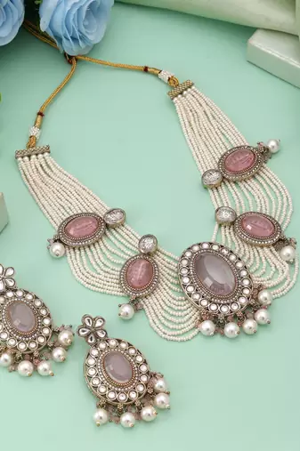 Pink color kundan necklace set