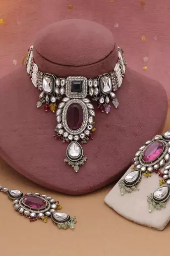 Multi color choker kundan necklace set