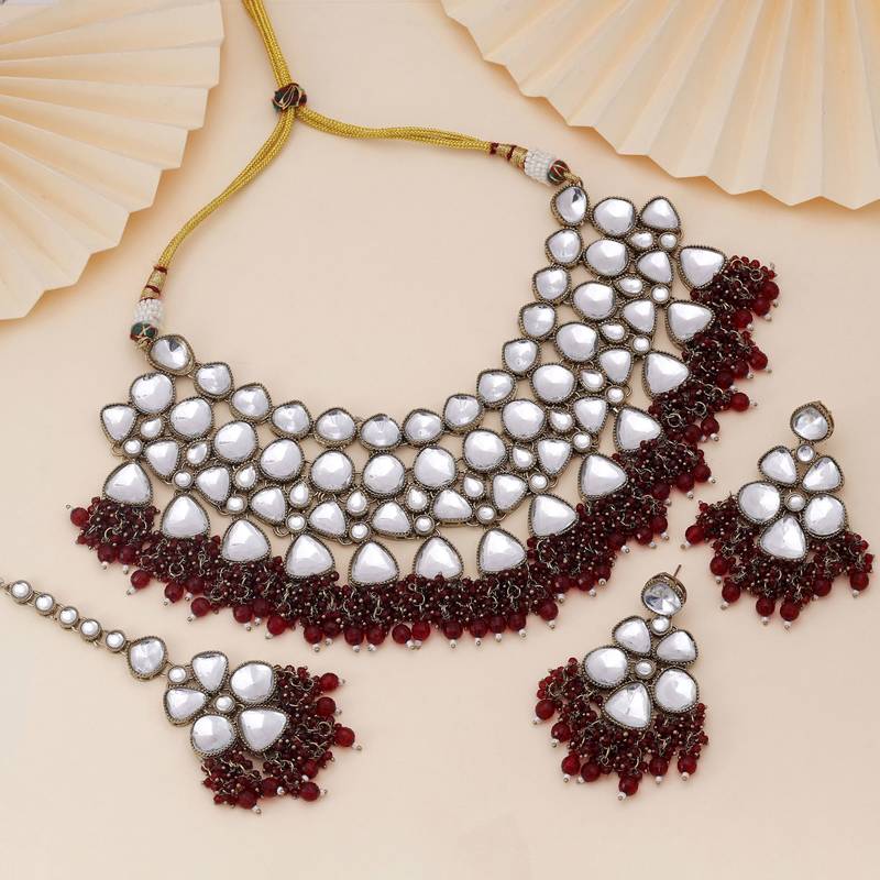 Maroon color kundan necklace set