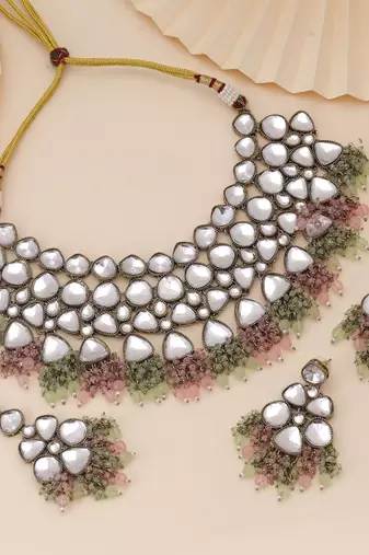 Pink & pista green color kundan necklace set