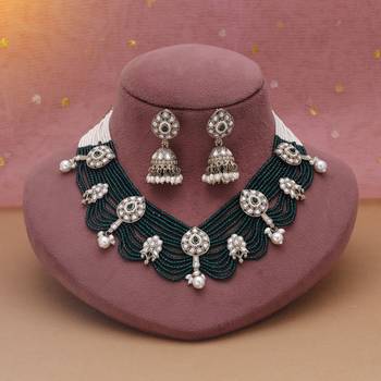 Green color kundan necklace set 2