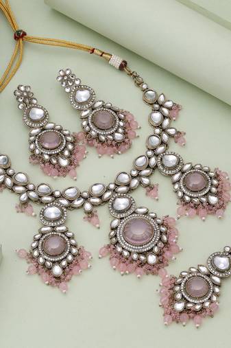 Pink color kundan necklace set