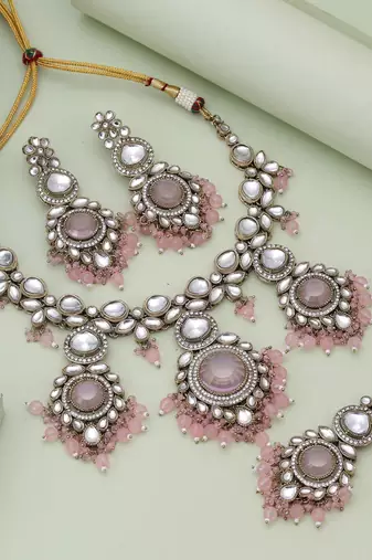 Pink color kundan necklace set