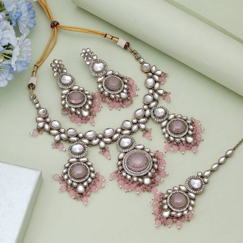 Pink color kundan necklace set