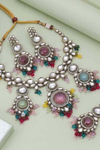 Multi color kundan necklace set