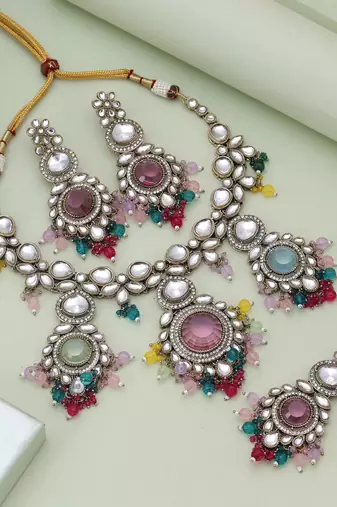 Multi color kundan necklace set