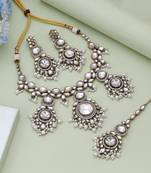White color kundan necklace set