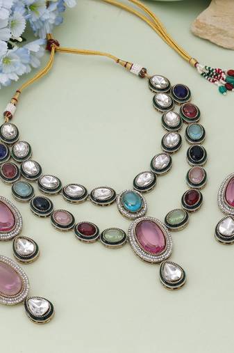 Multi color kundan necklace set