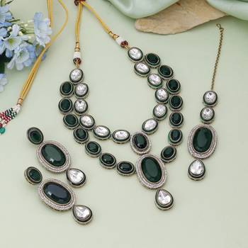 Green color kundan necklace set 1