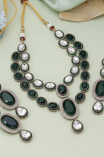 Green color kundan necklace set