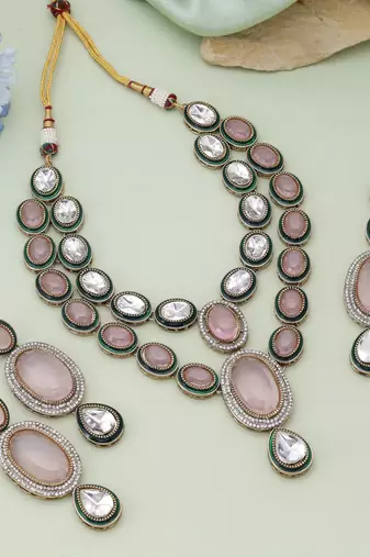 Pink color kundan necklace set