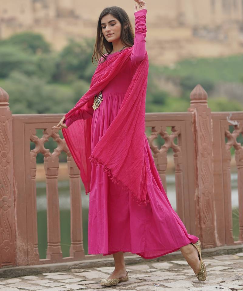 Gulabi solid pink anarkali kurta with dupatta