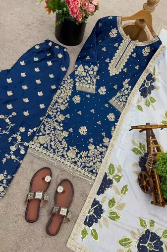 Blue silk blend embroidered ethnic set