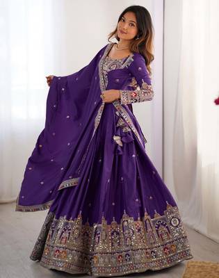 Purple Embroidered Treditional Lahenga Choli With Blouse 3