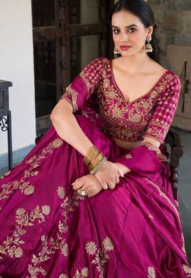 Purple Embroidered Treditional Lahenga Choli With Blouse 3